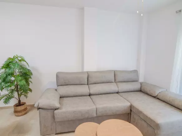 2-bedroom Apartment In Torrevieja, Spain (75 M²)