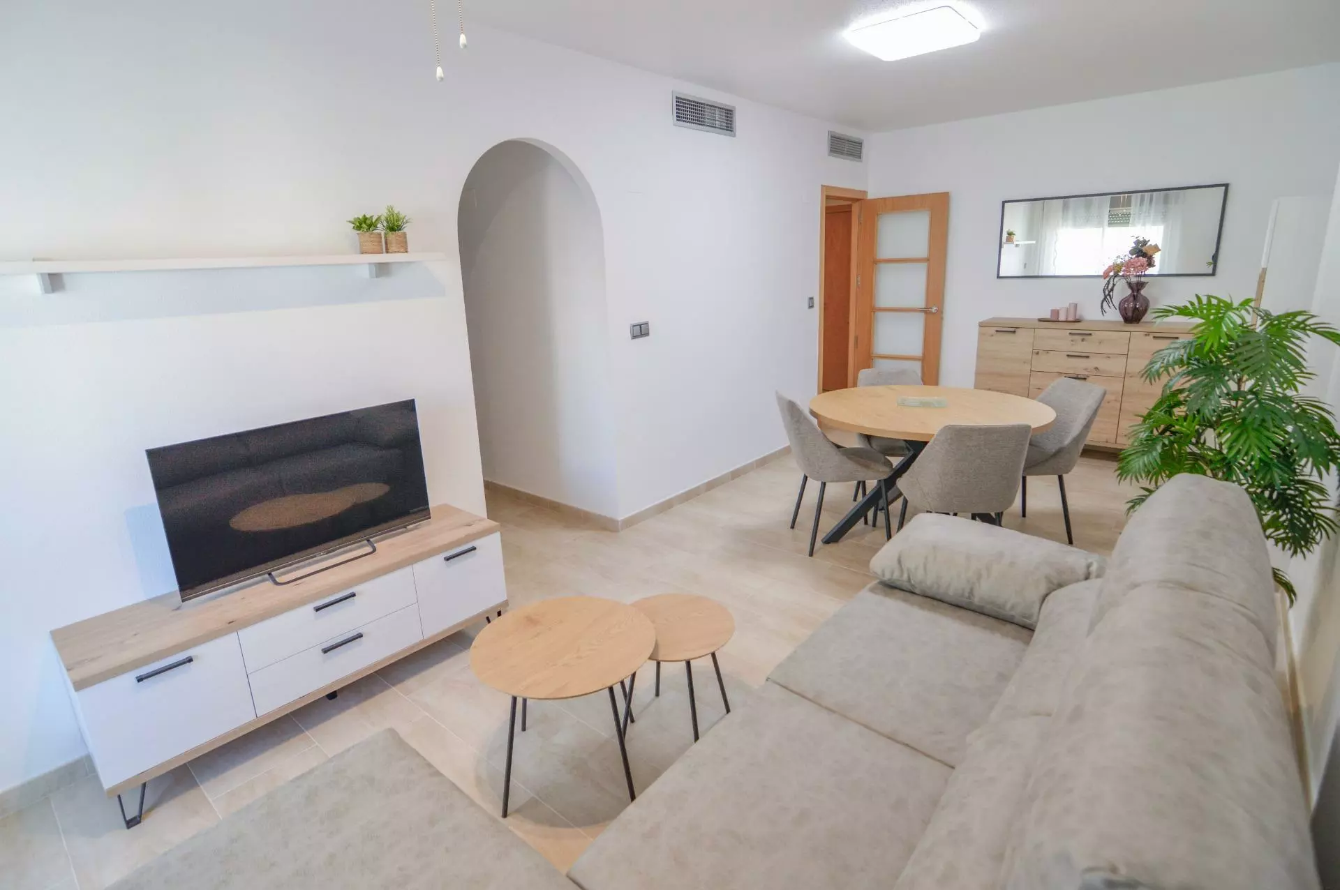 2-bedroom Apartment In Torrevieja, Spain (75 M²)