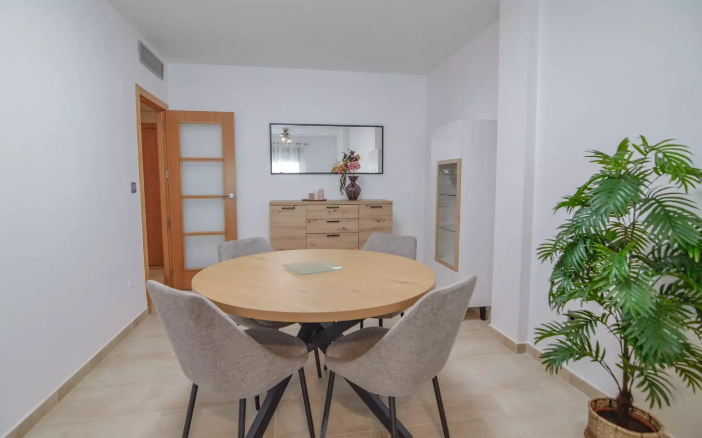 2-bedroom Apartment In Torrevieja, Spain (75 M²)