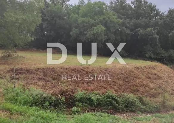 Land In Krnica, Croatia (610 M²)