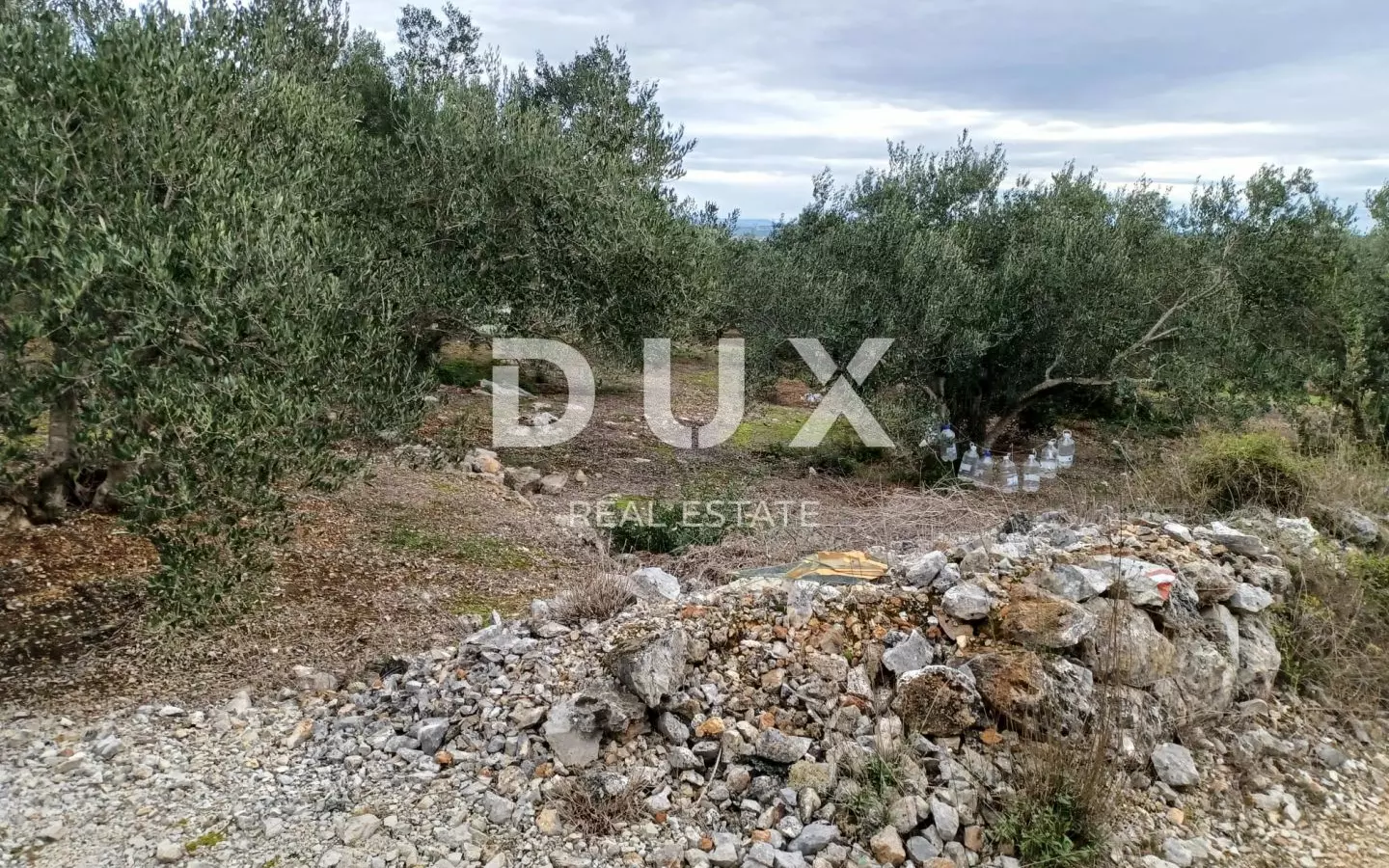 Land In Kukljica, Croatia (1.860 M²)