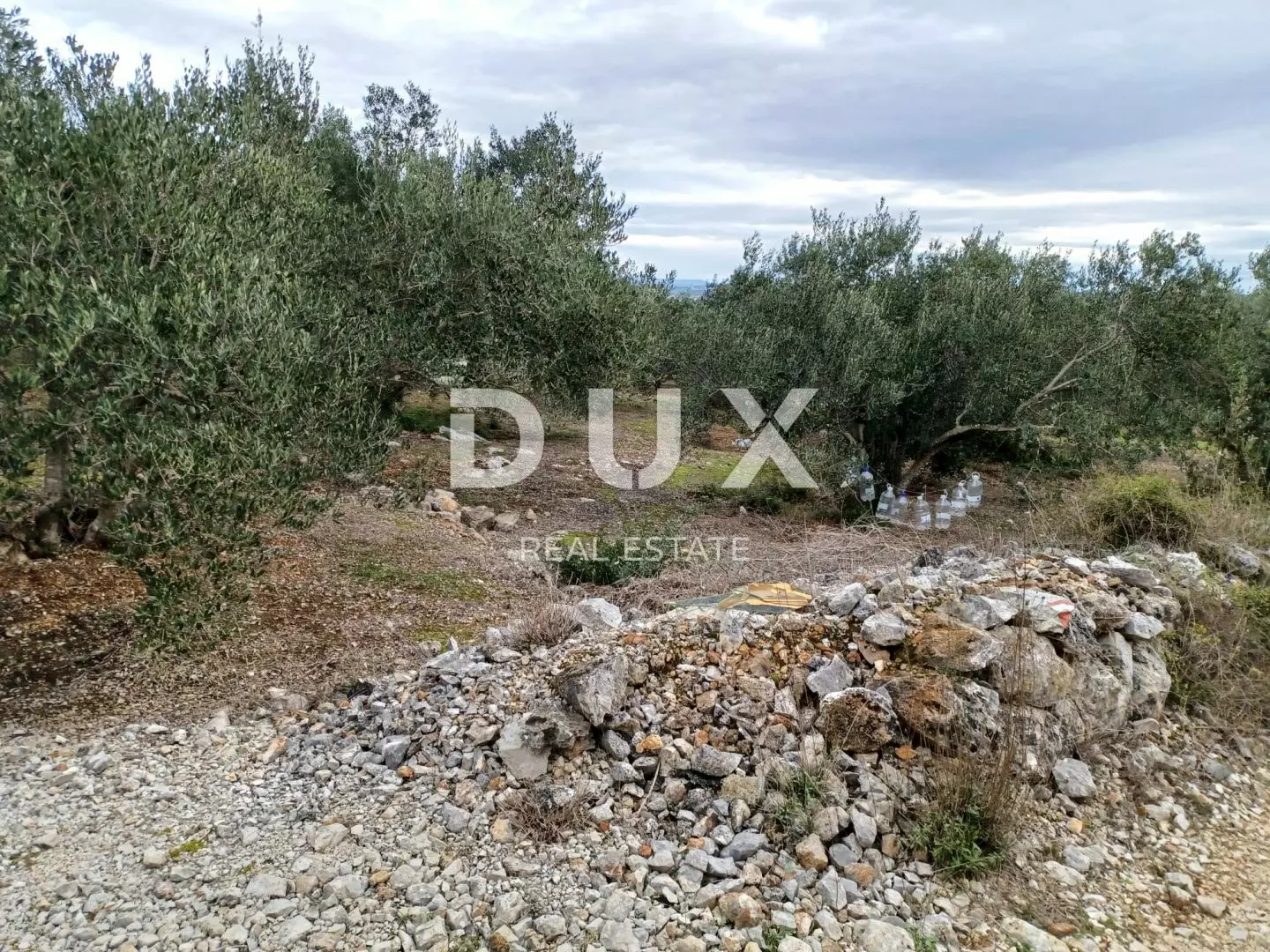 Land In Kukljica, Croatia (1.860 M²)