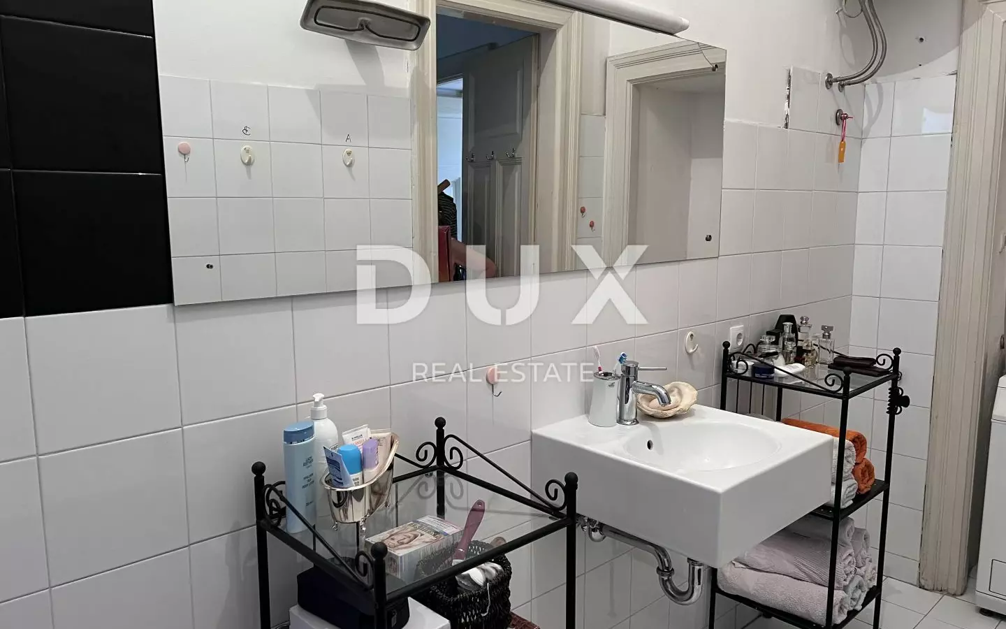 2-bedroom Apartment In Centar, Croatia (80 M²)