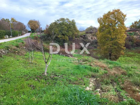 Land In Kanfanar, Croatia (979 M²)