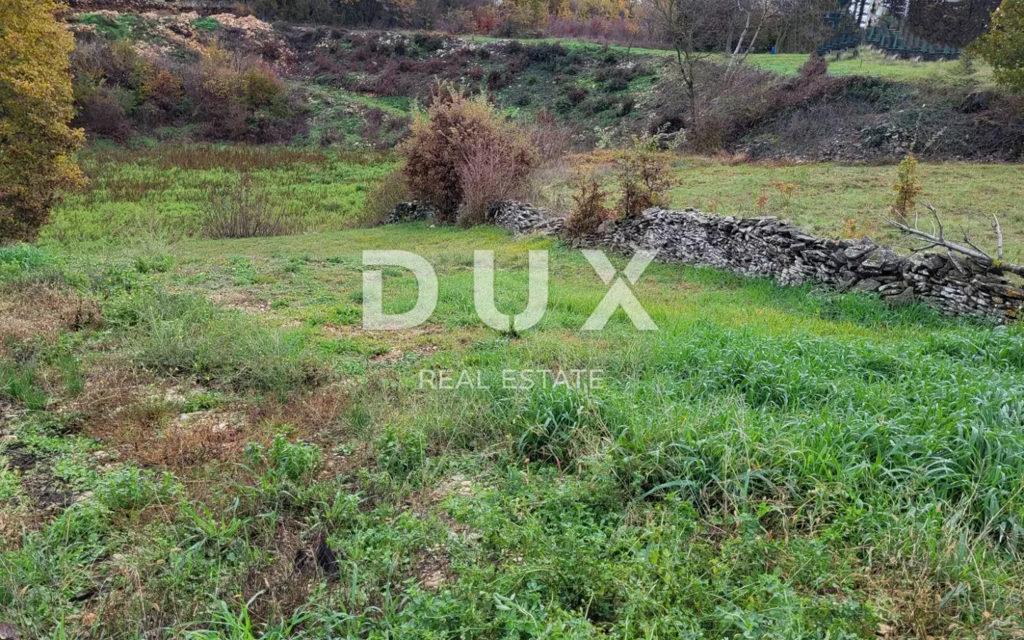 Land In Kanfanar, Croatia (979 M²)