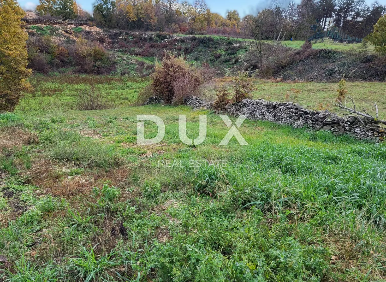 Land In Kanfanar, Croatia (979 M²)