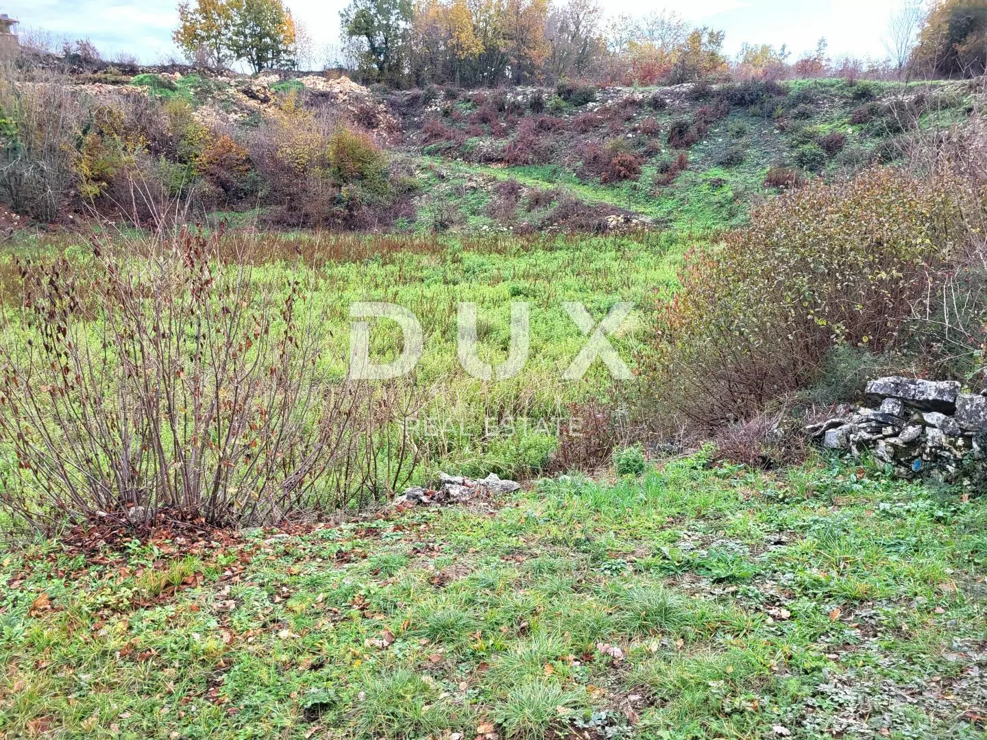 Land In Kanfanar, Croatia (979 M²)