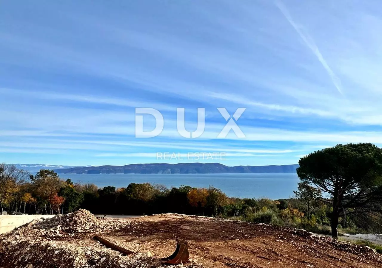 Land In Rabac, Croatia (9.161 M²)