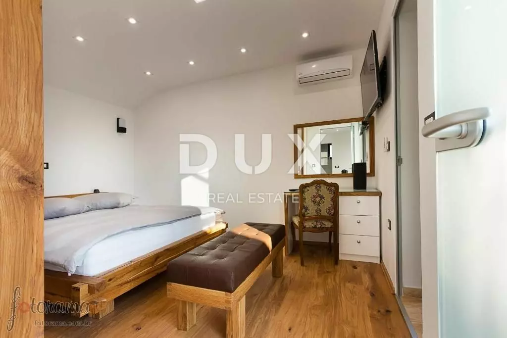 4-bedroom Villa In Crikvenica, Croatia (350 M²)