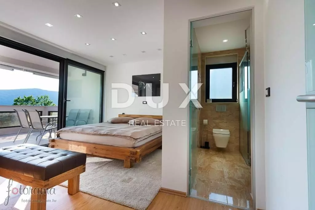 4-bedroom Villa In Crikvenica, Croatia (350 M²)
