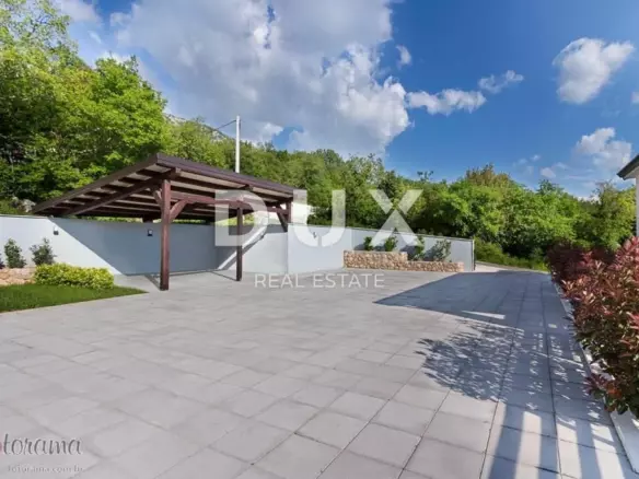 4-bedroom Villa In Crikvenica, Croatia (350 M²)