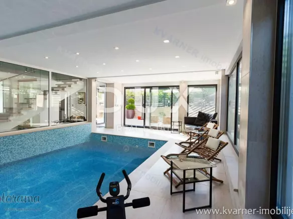 4-bedroom Villa In Crikvenica, Croatia (350 M²)