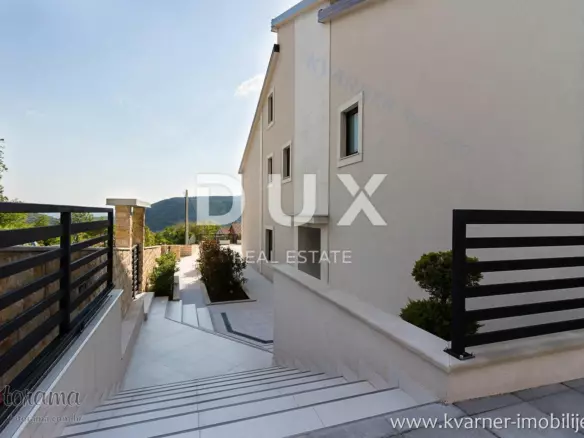 4-bedroom Villa In Crikvenica, Croatia (350 M²)