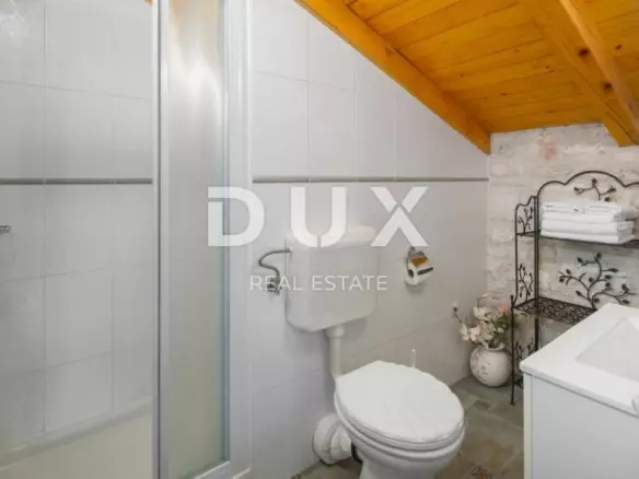 4-bedroom Villa In Tinjan, Croatia (193,47 M²)