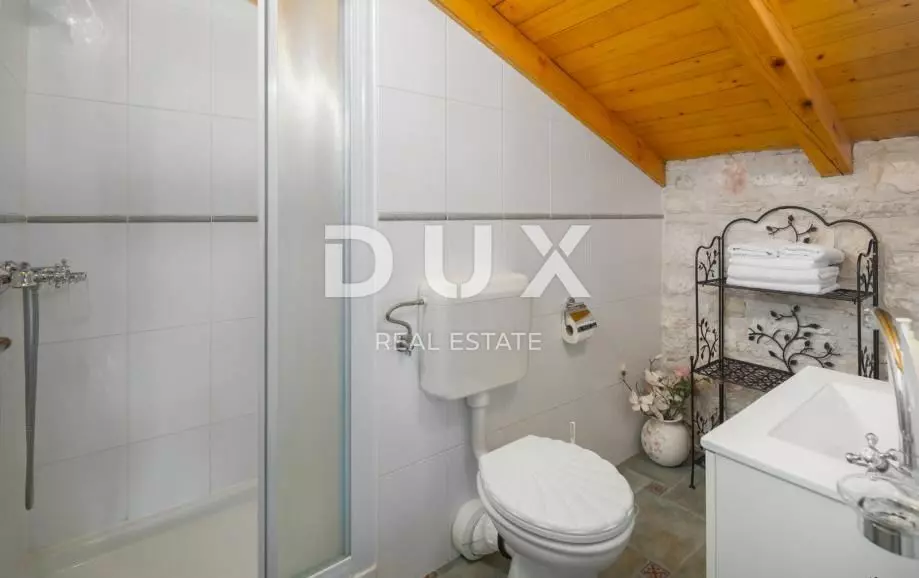 4-bedroom Villa In Tinjan, Croatia (193,47 M²)