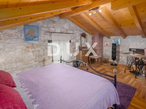4-bedroom Villa In Tinjan, Croatia (193,47 M²)