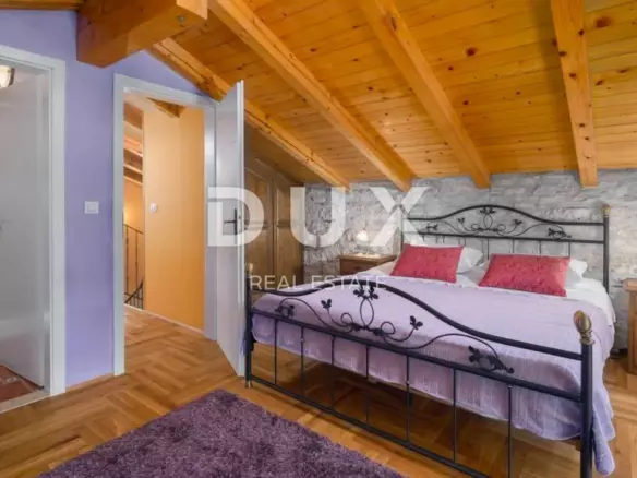 4-bedroom Villa In Tinjan, Croatia (193,47 M²)