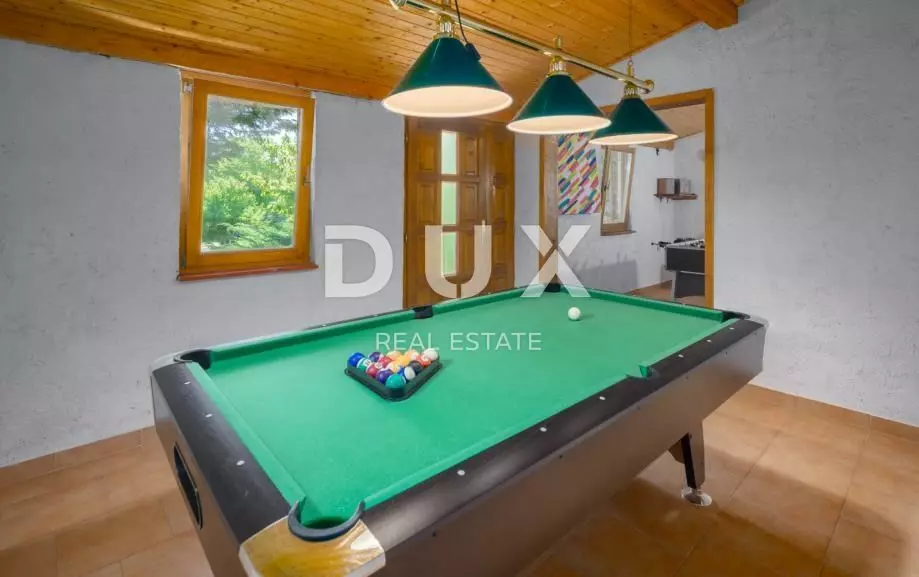 4-bedroom Villa In Tinjan, Croatia (193,47 M²)