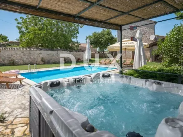 4-bedroom Villa In Tinjan, Croatia (193,47 M²)