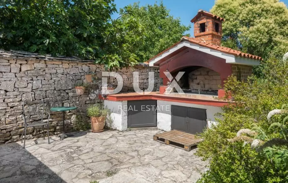 4-bedroom Villa In Tinjan, Croatia (193,47 M²)