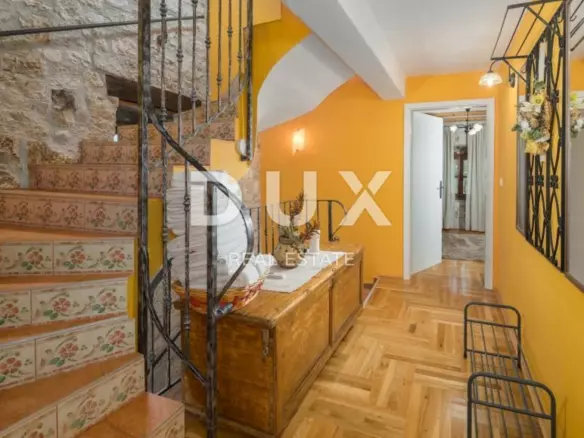 4-bedroom Villa In Tinjan, Croatia (193,47 M²)