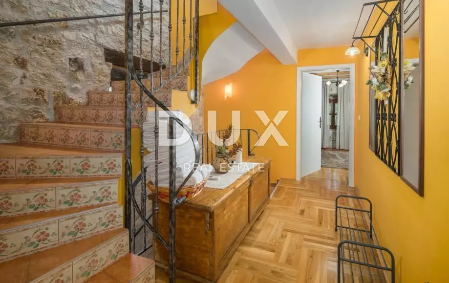 4-bedroom Villa In Tinjan, Croatia (193,47 M²)