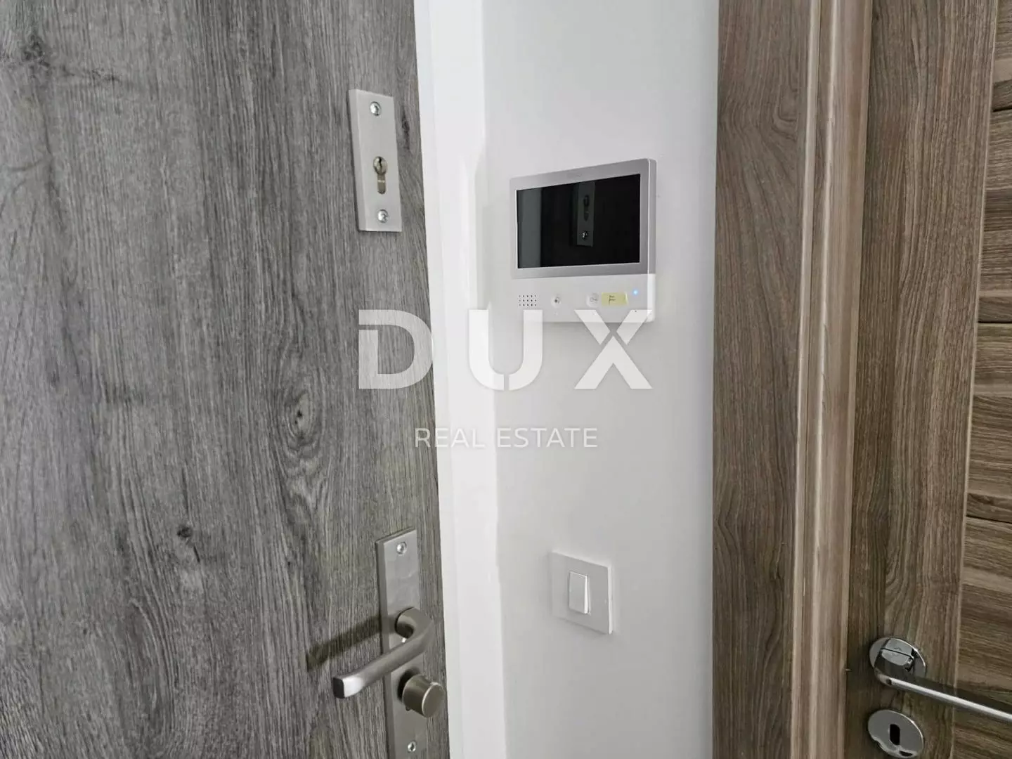 2-bedroom Apartment In Banjol, Croatia (79,59 M²)