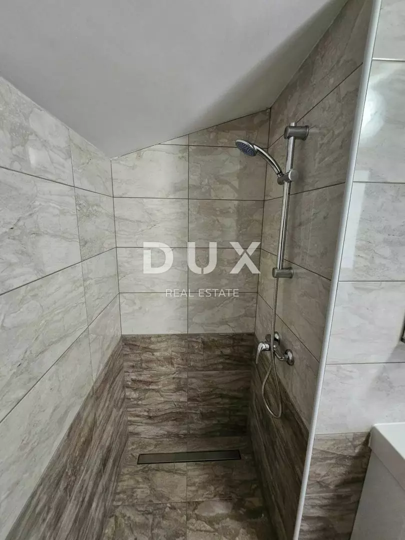 2-bedroom Apartment In Banjol, Croatia (79,59 M²)