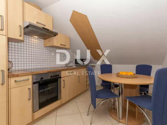 11-bedroom Detached House In Sveti Filip I Jakov, Croatia (398,41 M²)