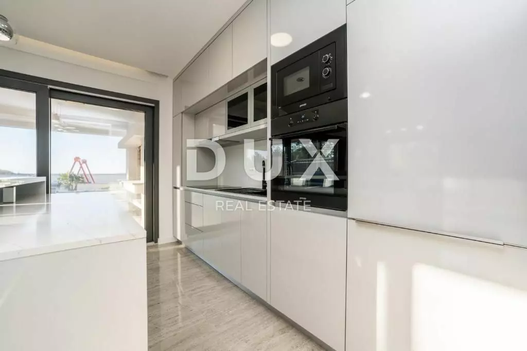 4-bedroom Villa In Zaton, Croatia (194,23 M²)