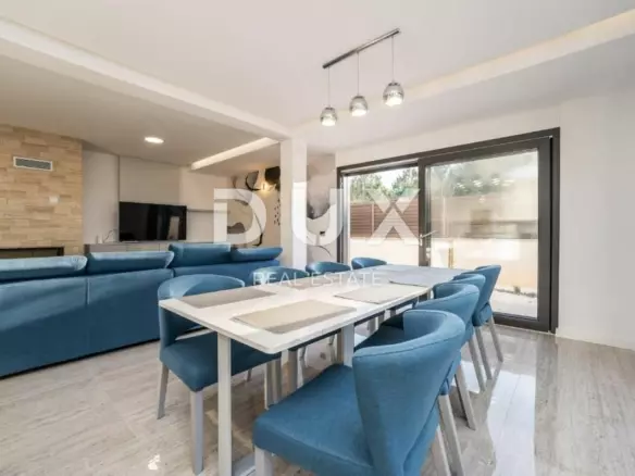 4-bedroom Villa In Zaton, Croatia (194,23 M²)