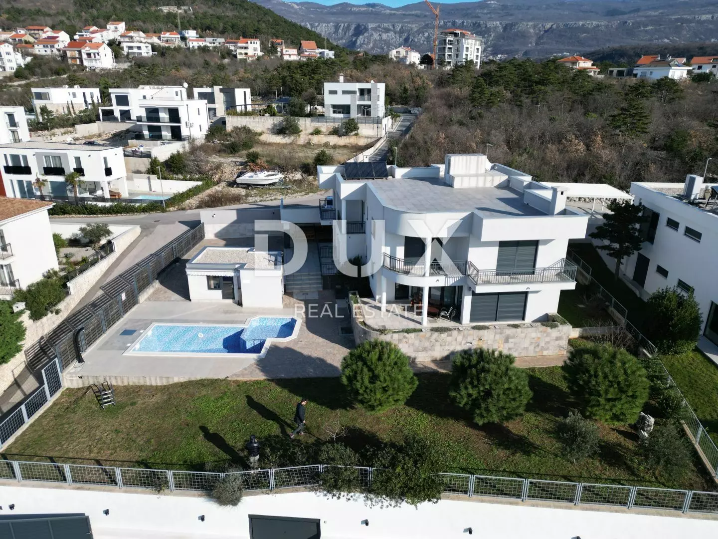 10-bedroom Villa In Crikvenica, Croatia (390 M²)