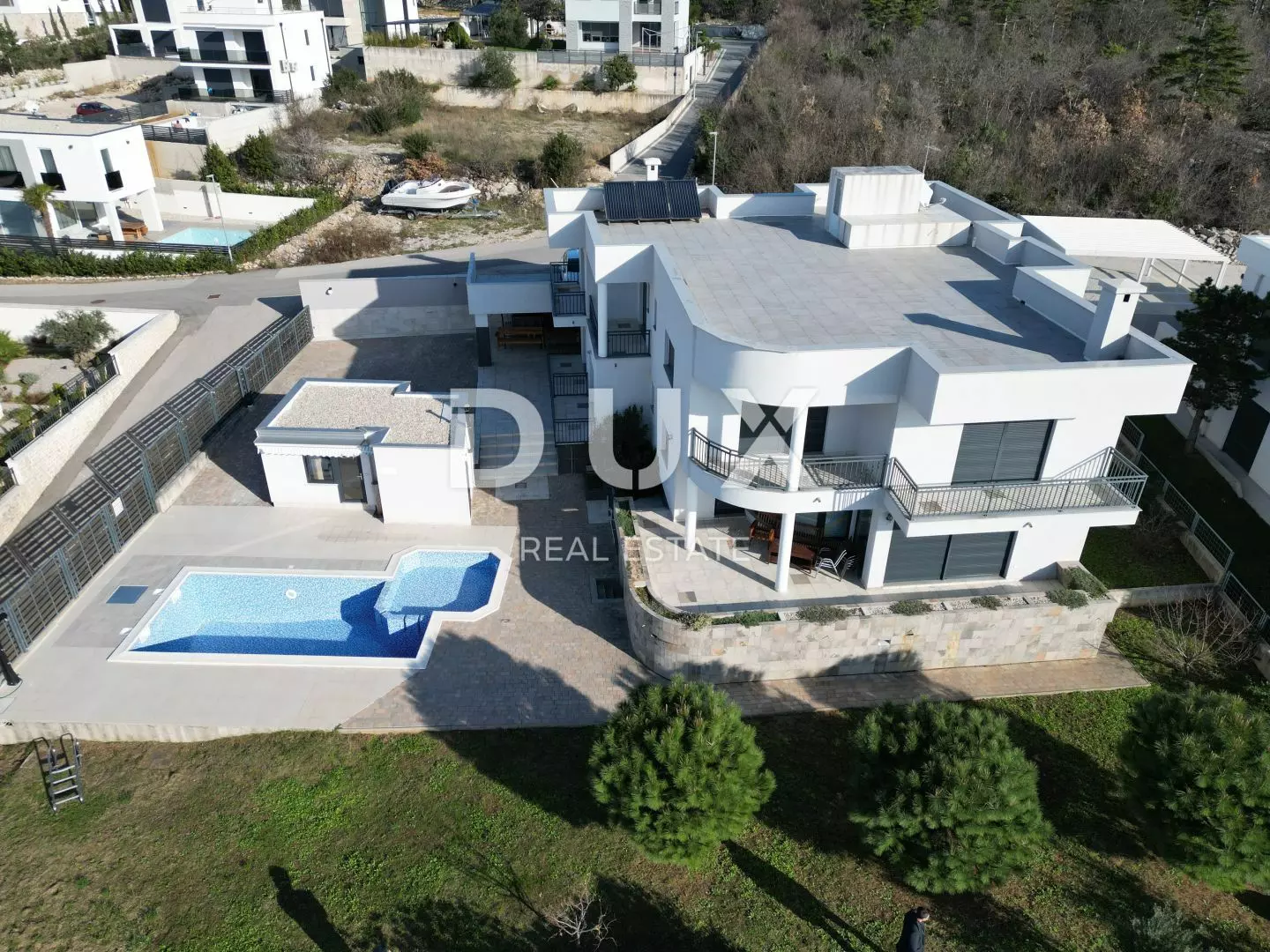 10-bedroom Villa In Crikvenica, Croatia (390 M²)
