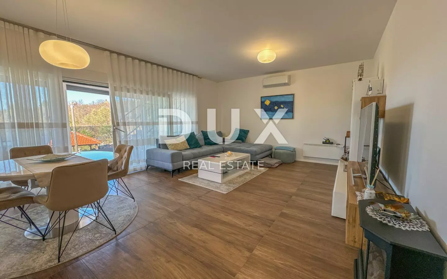3-bedroom Apartment In Dramalj, Croatia (195 M²)