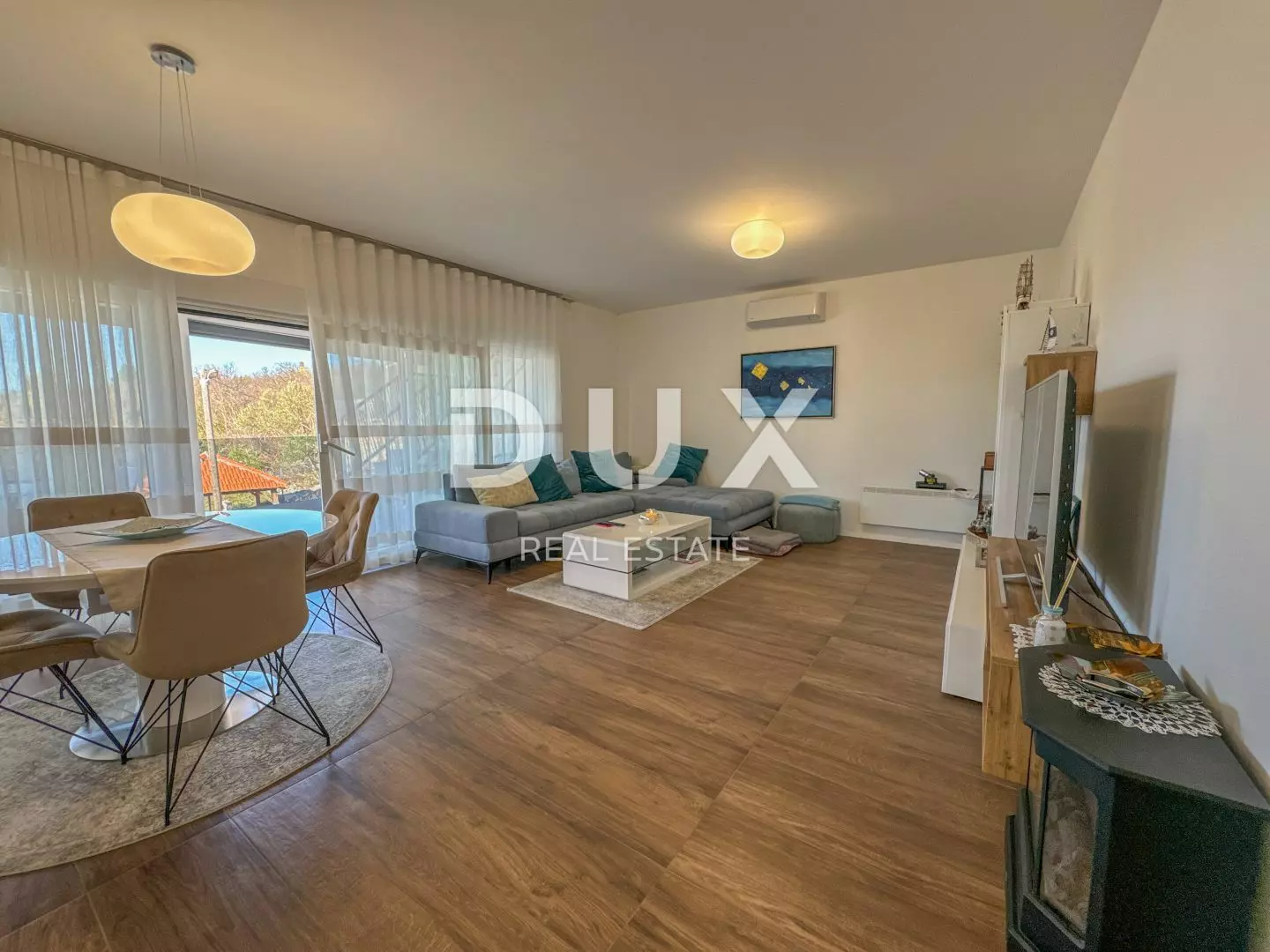 3-bedroom Apartment In Dramalj, Croatia (195 M²)