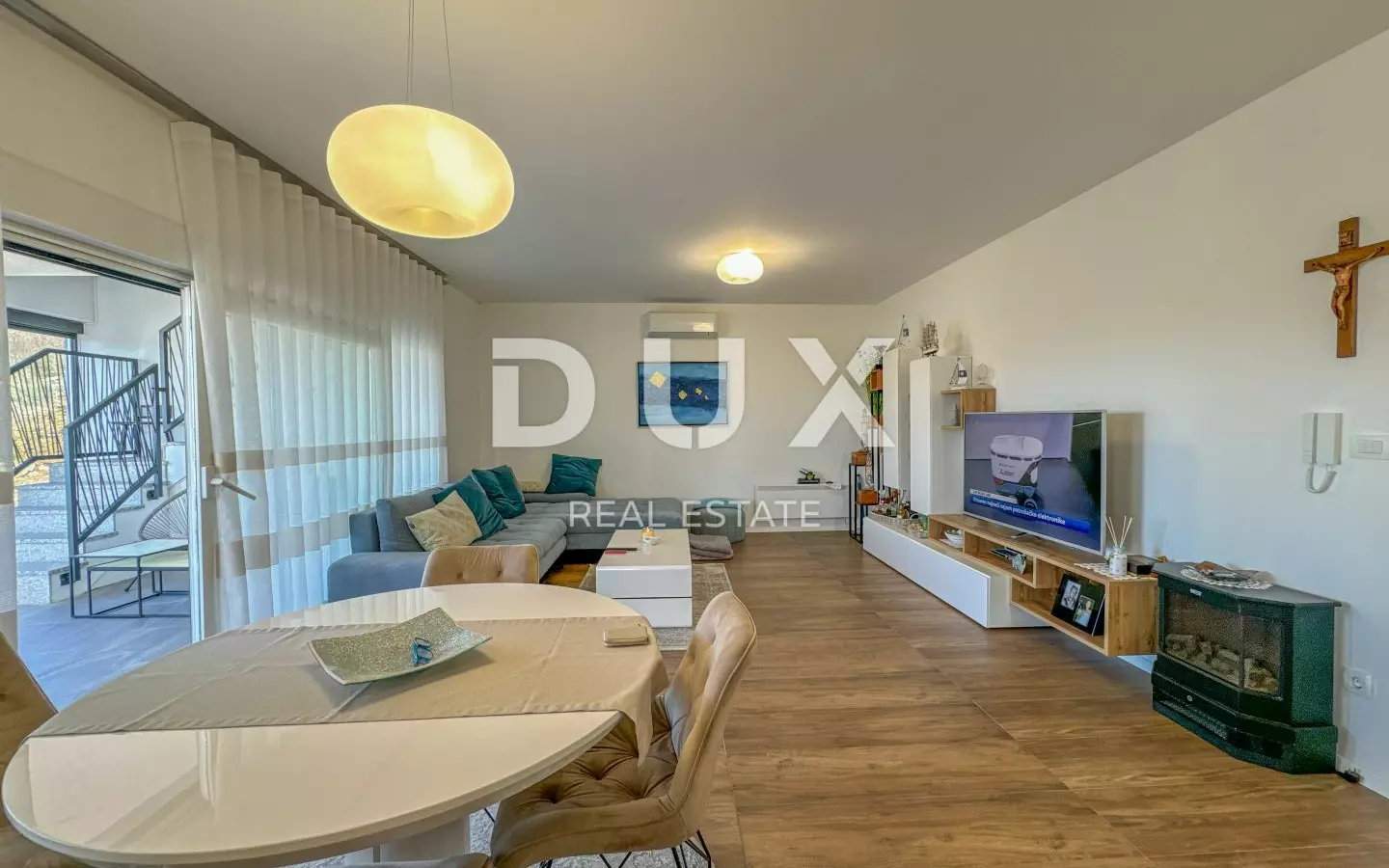 3-bedroom Apartment In Dramalj, Croatia (195 M²)