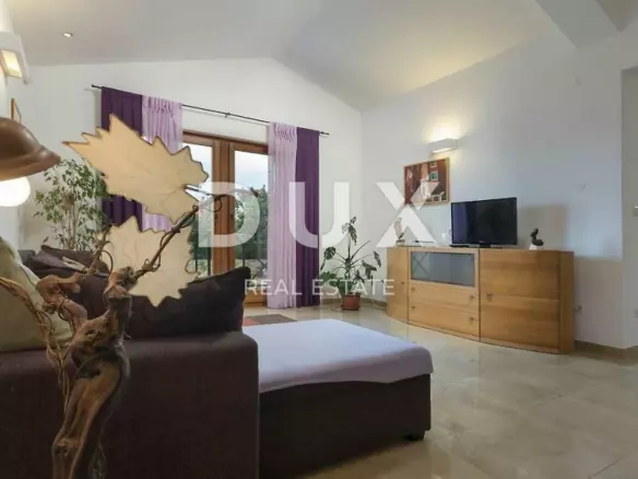 4-bedroom Villa In Valtura, Croatia (155 M²)