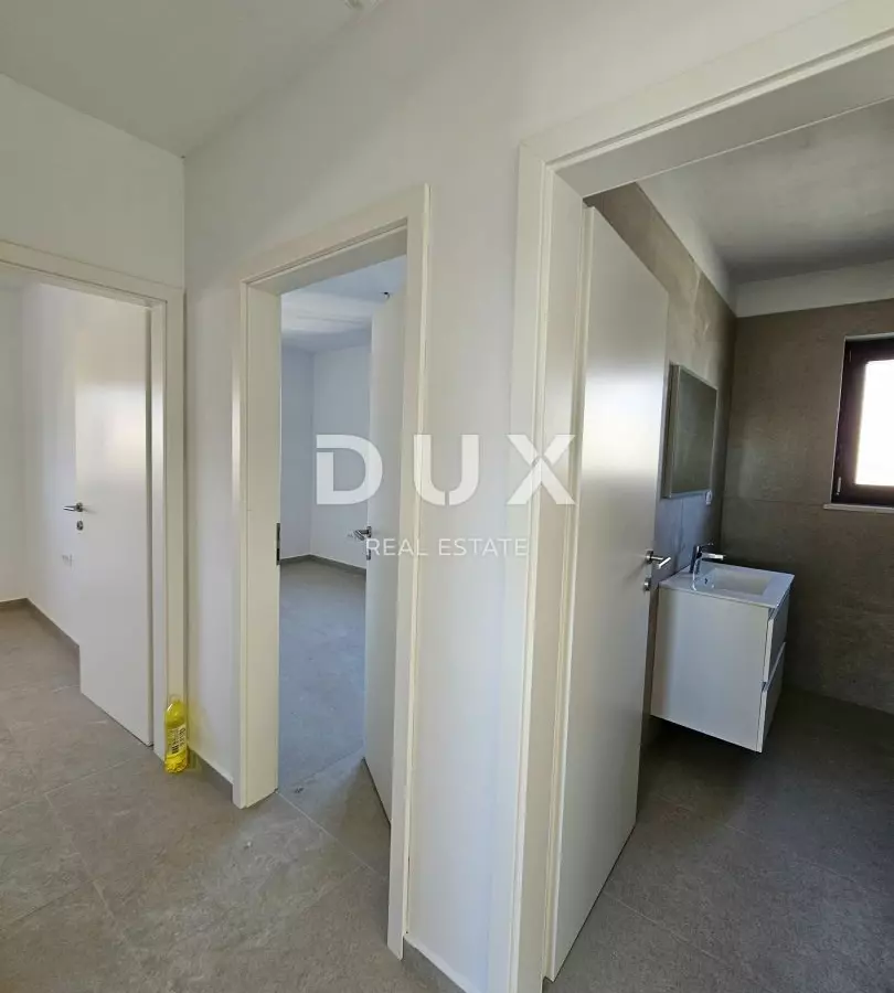 3-bedroom Apartment In Poreč, Croatia (94,7 M²)
