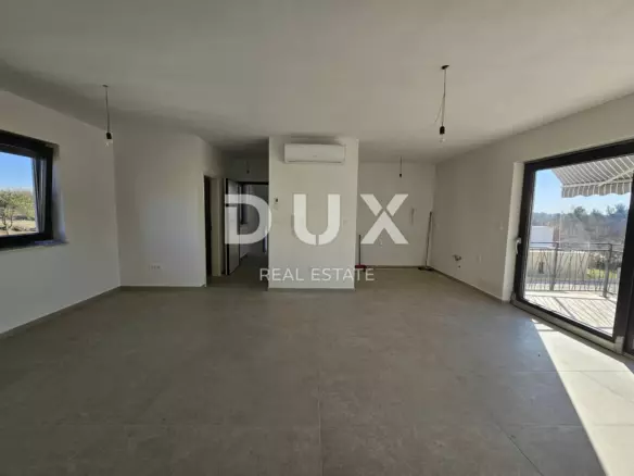 3-bedroom Apartment In Poreč, Croatia (94,7 M²)