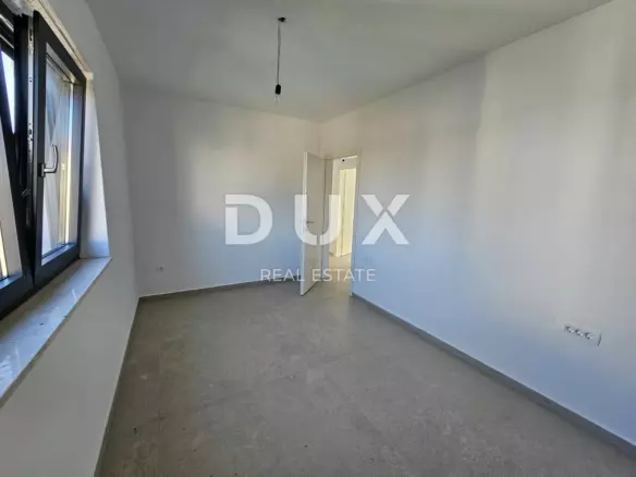 3-bedroom Apartment In Poreč, Croatia (94,7 M²)