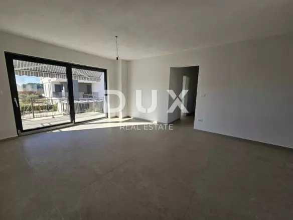 3-bedroom Apartment In Poreč, Croatia (94,7 M²)