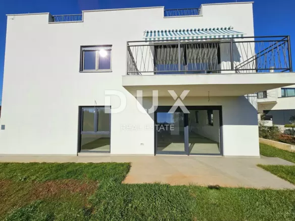 3-bedroom Apartment In Poreč, Croatia (94,7 M²)