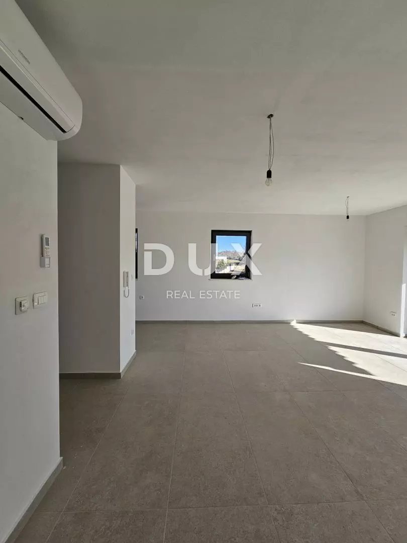 3-bedroom Apartment In Poreč, Croatia (94,7 M²)