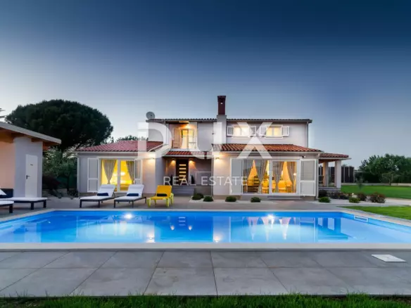 4-bedroom Villa In Valbandon, Croatia (220 M²)