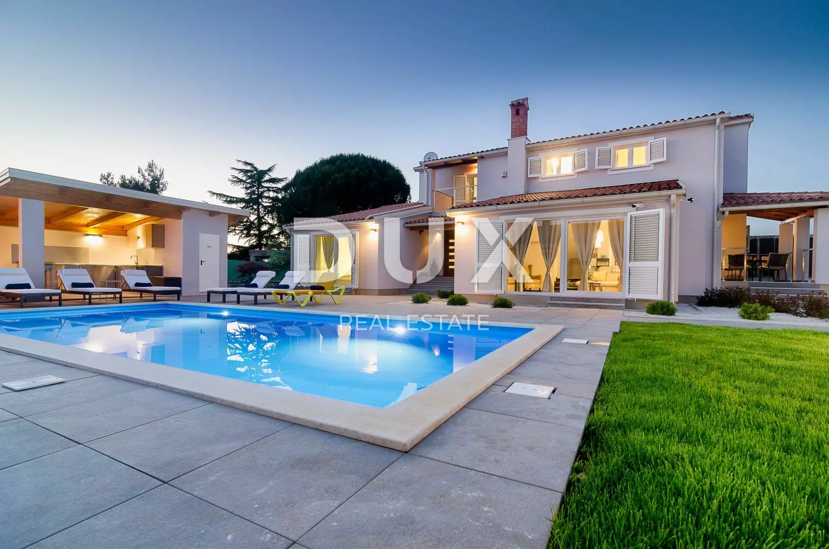 4-bedroom Villa In Valbandon, Croatia (220 M²)