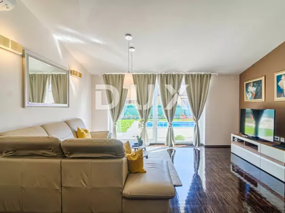 4-bedroom Villa In Valbandon, Croatia (220 M²)