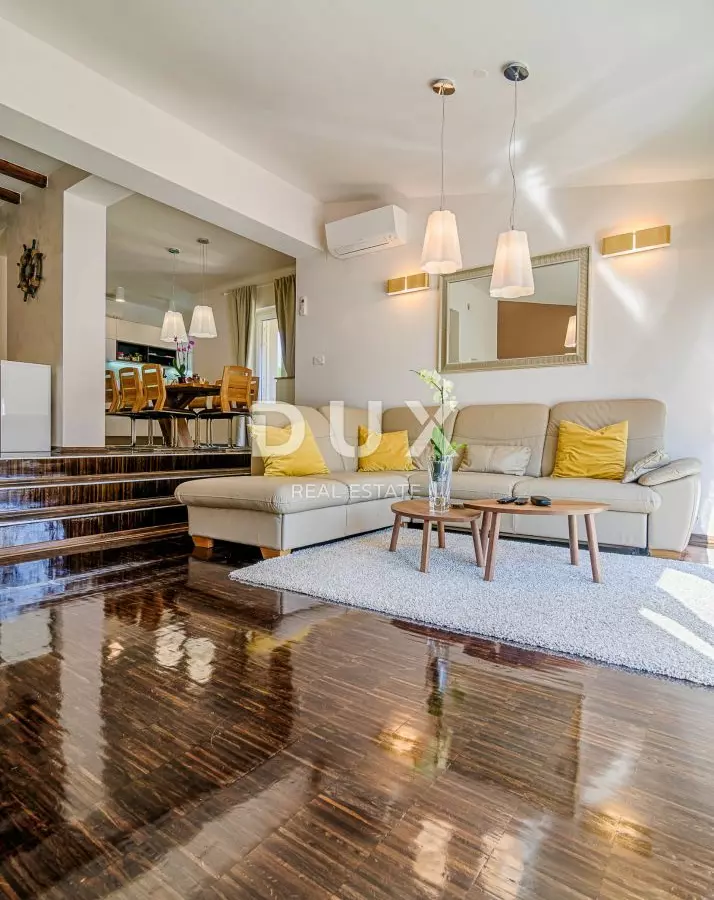 4-bedroom Villa In Valbandon, Croatia (220 M²)