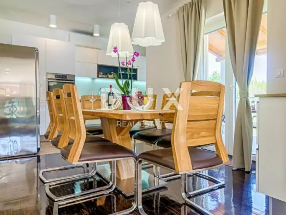 4-bedroom Villa In Valbandon, Croatia (220 M²)