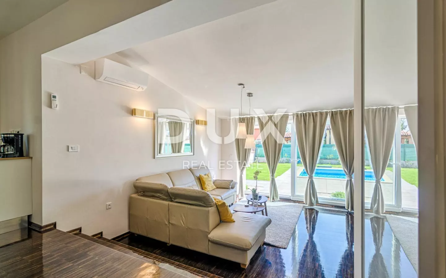4-bedroom Villa In Valbandon, Croatia (220 M²)