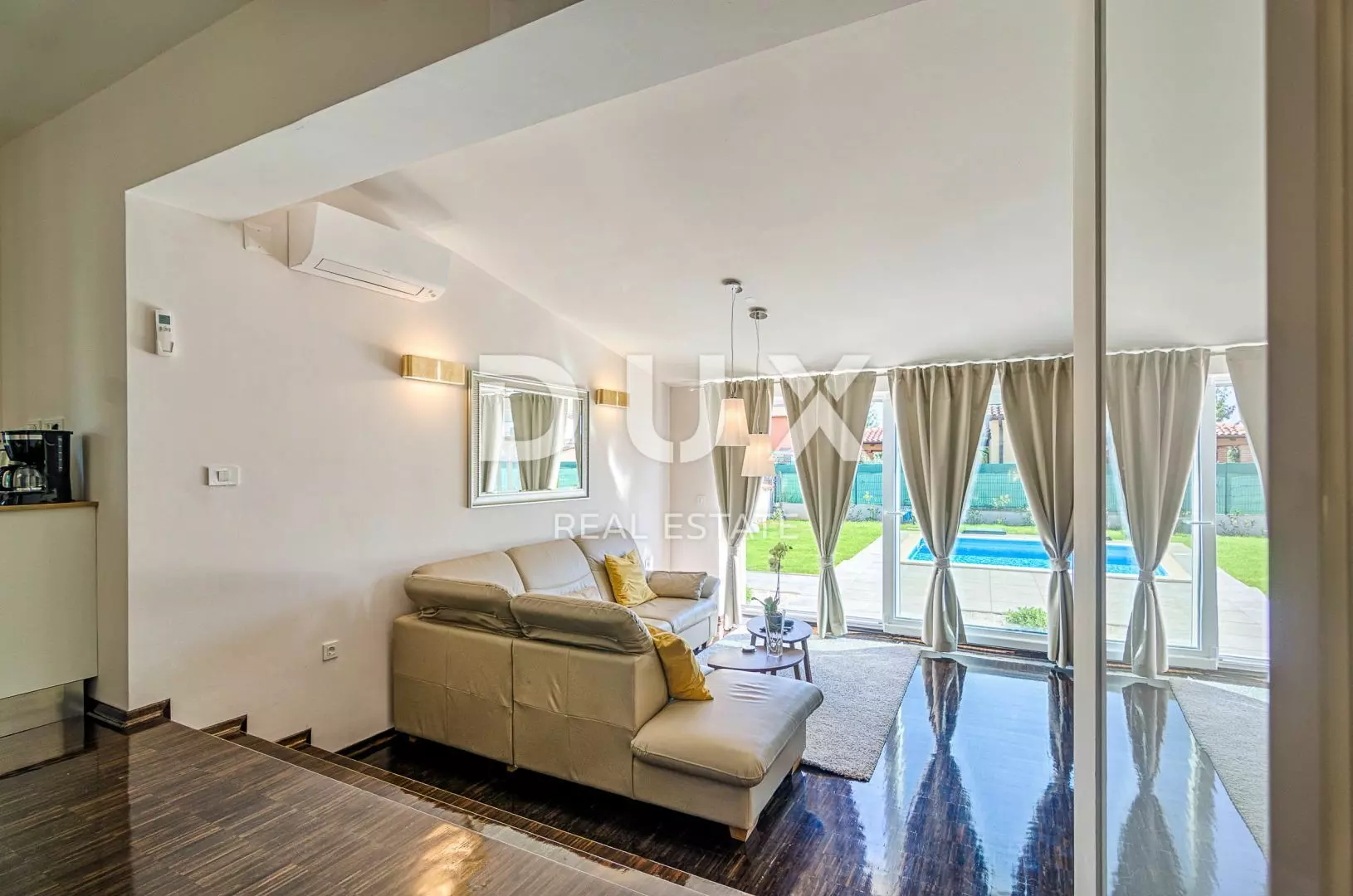 4-bedroom Villa In Valbandon, Croatia (220 M²)